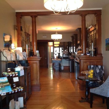 Auberge Inn Thyme Shediac Exterior photo