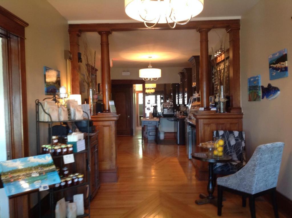 Auberge Inn Thyme Shediac Exterior photo